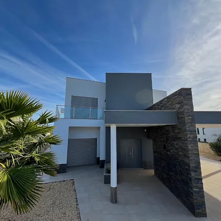 Luxury Modern Style With Private Pool