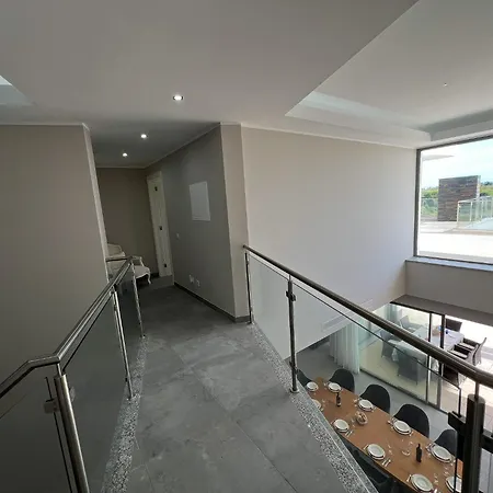 Villa Luxury Modern Style With Private Pool