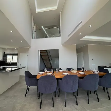 Luxury Modern Style With Private Pool Villa