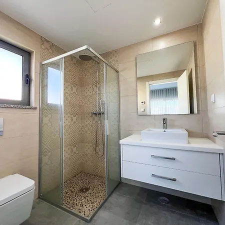 Villa Luxury Modern Style With Private Pool Pera