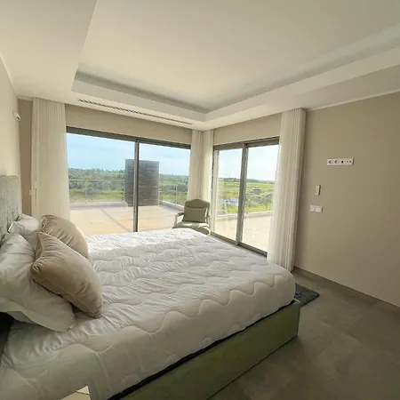 Villa Luxury Modern Style With Private Pool *